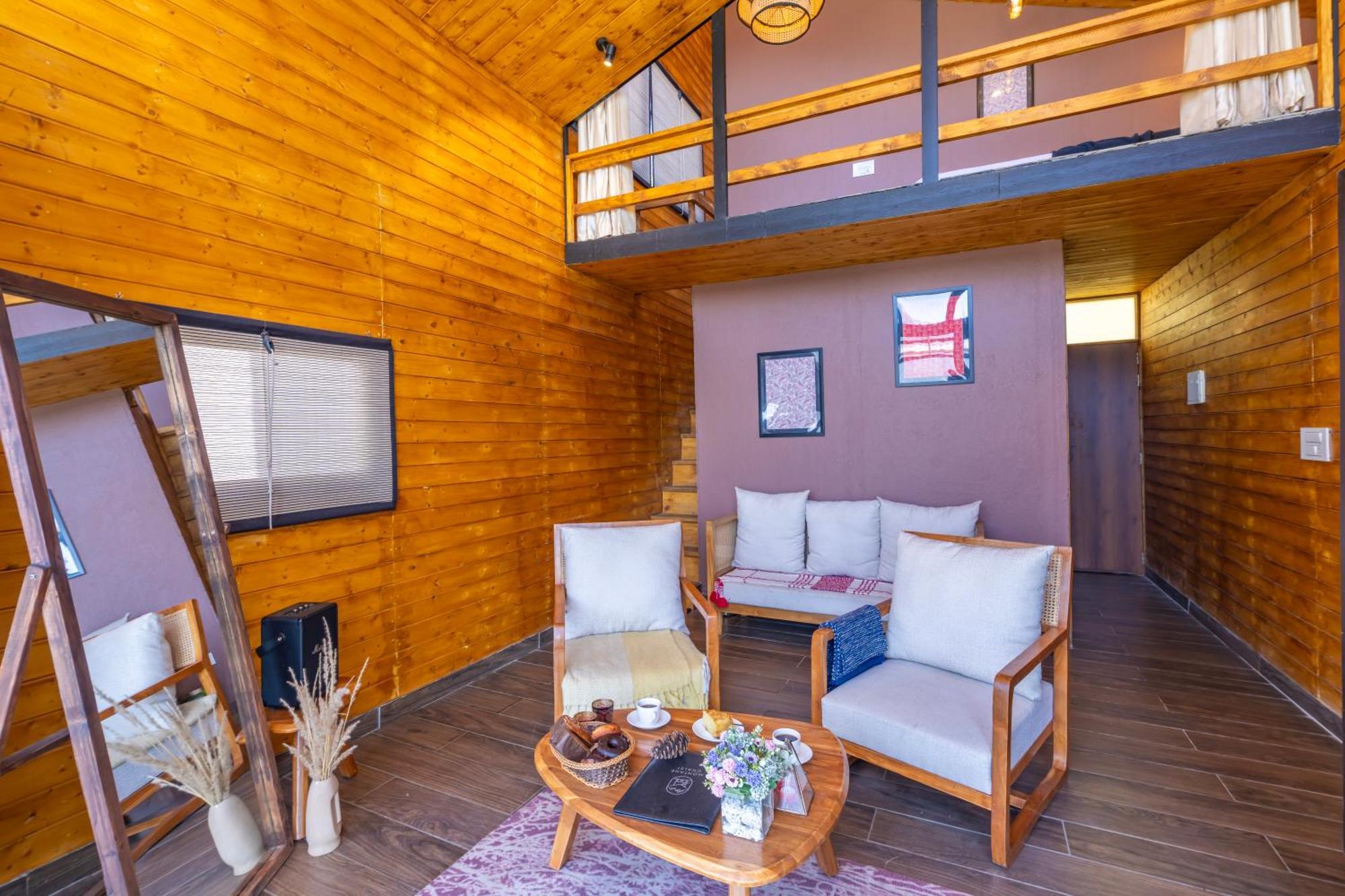 Montane Chalet , Sethan Manāli Exteriör bild