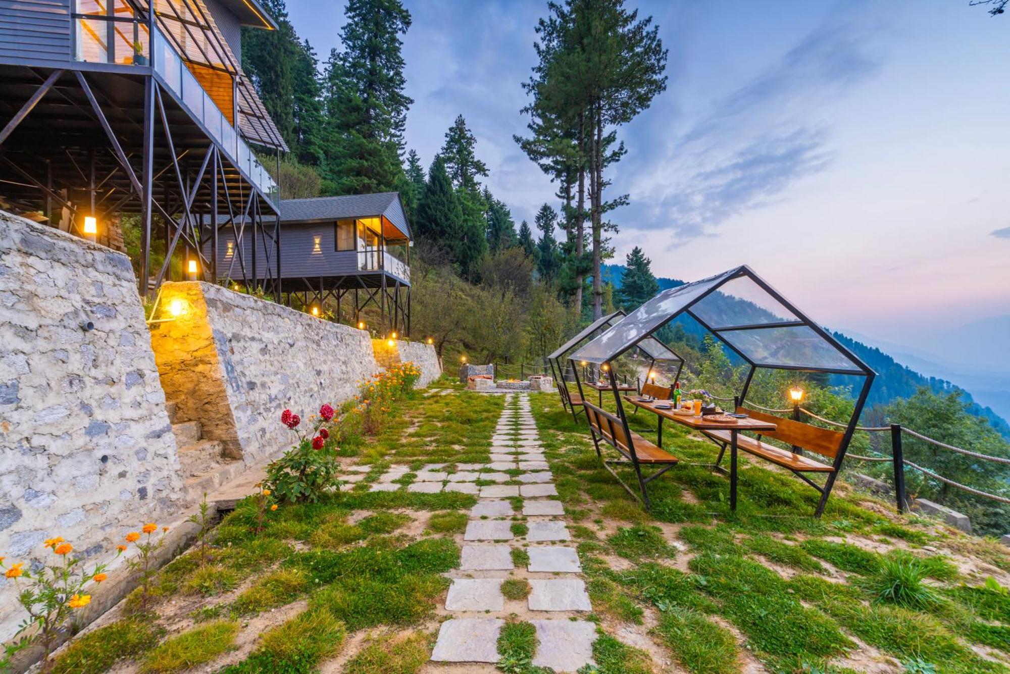 Montane Chalet , Sethan Manāli Exteriör bild
